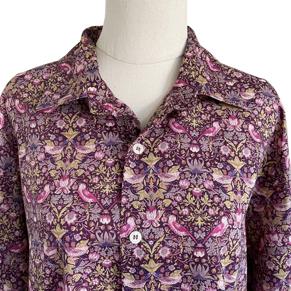 HOLLAND ESQUIRE Sz L Bird and flowers design 100% cotton button down shirt - Picture 4 of 12